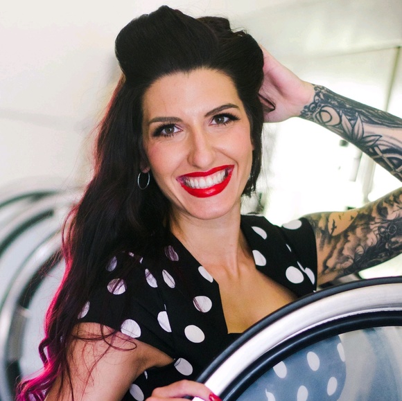 Meet your Posher, Abbie - Picture 1 of 1